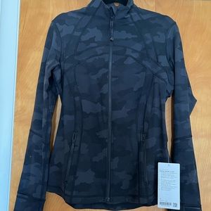 NWT Lululemon define jacket size 12
